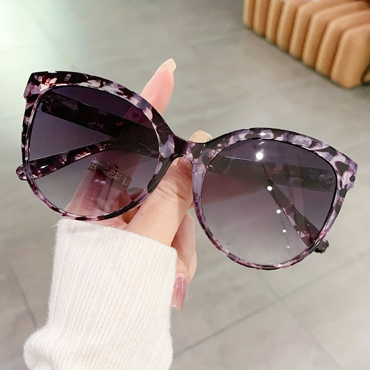 Luksuriøse cat-eye-solbriller for kvinner – Oversized og stilige for solfylte dager