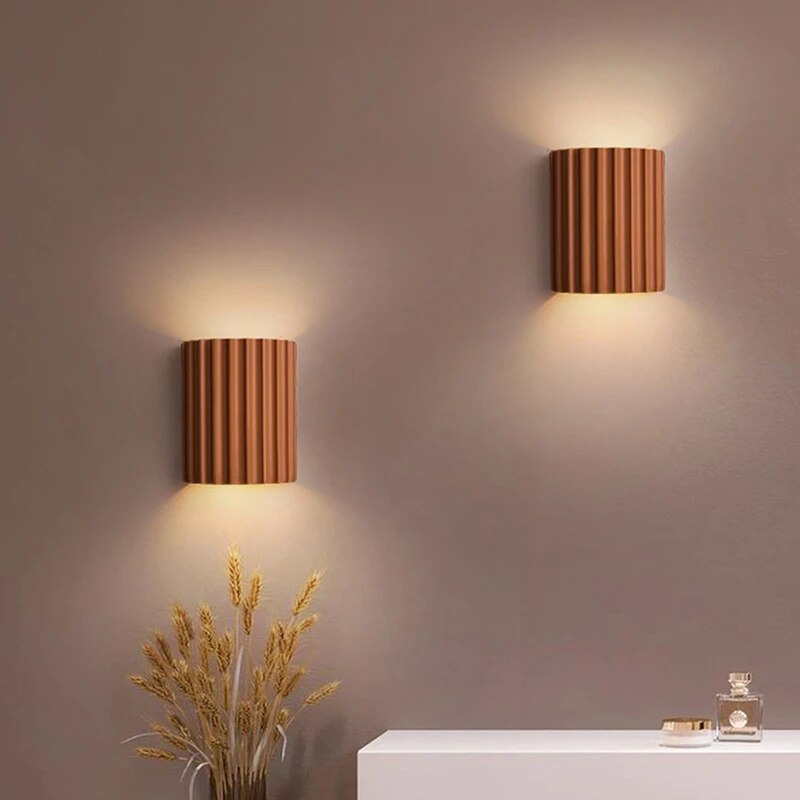 LUXE VEGGLAMPE | LED-belysning i moderne design