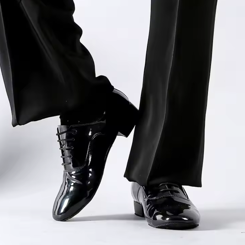 Latindansesko i skinn | Eleganse med myk såle