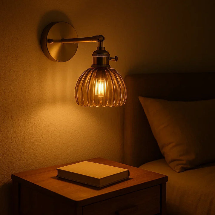 Retro vegglampe | Tulipandesign i glass | Elegant belysning