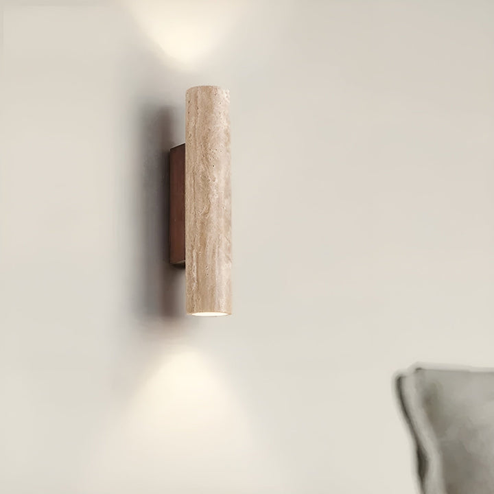 Vegglampe | Elegant Belysning | Design i Travertin