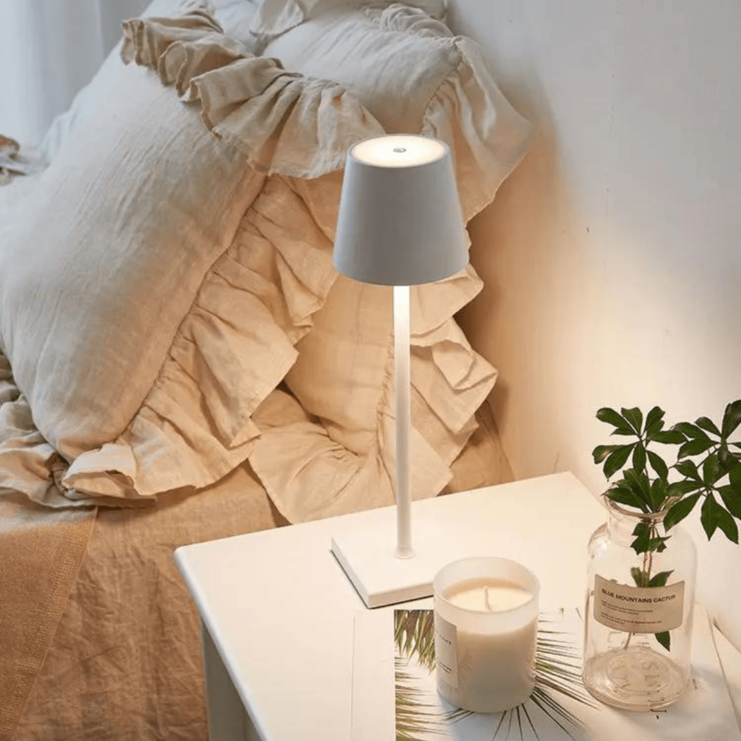 EternoLight | Trådløs Bordlampe – Koselig Belysning for Hjem og Hage