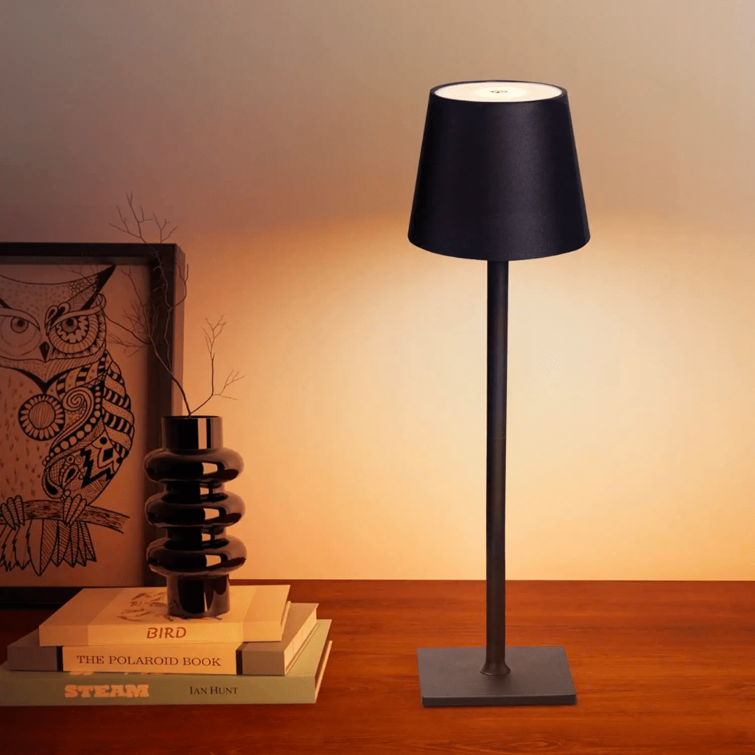 EternoLight | Trådløs Bordlampe – Koselig Belysning for Hjem og Hage