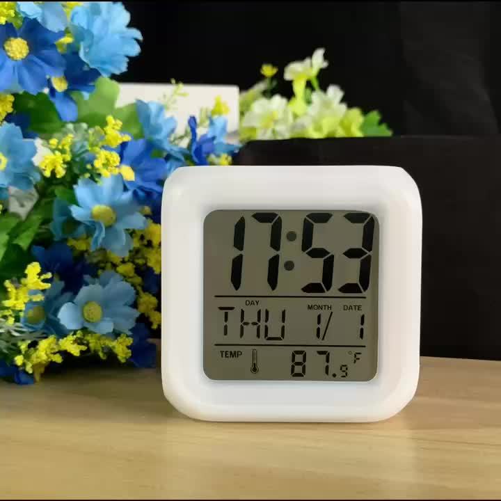 Digitalt LED-ur med temperaturdisplay – Stillegående og lyssterkt for ethvert rom