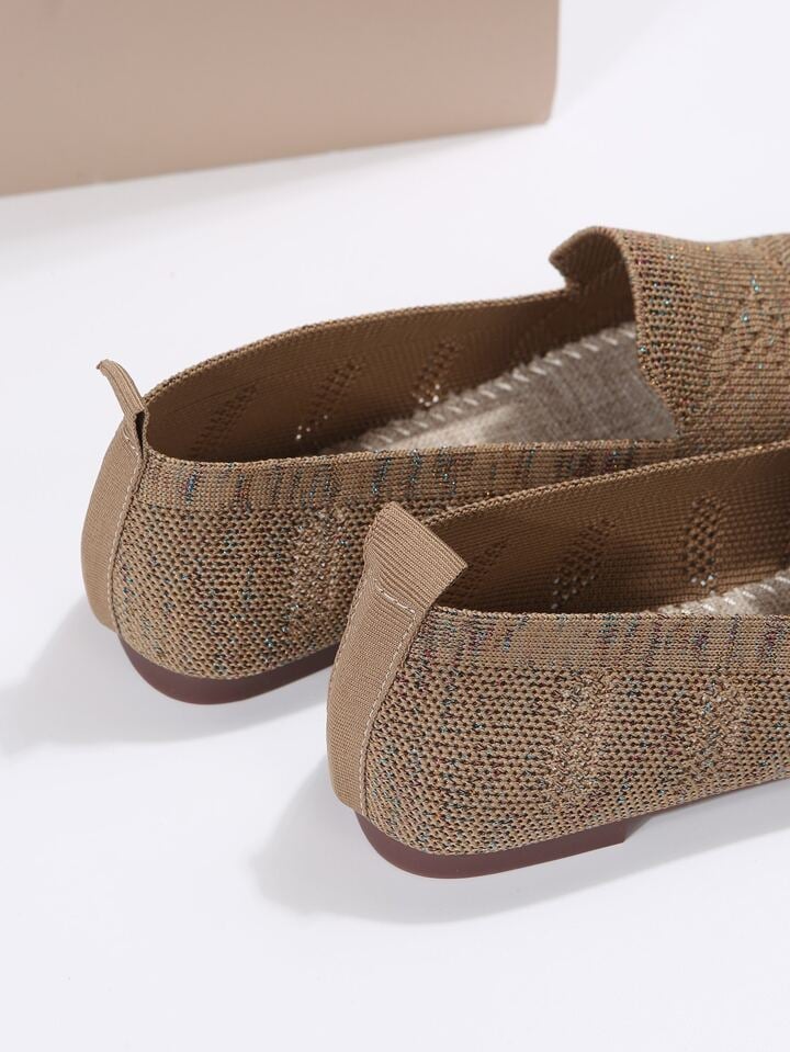 Ortopediske slip-on-sneakers for dame med myk fotseng og pustende mesh