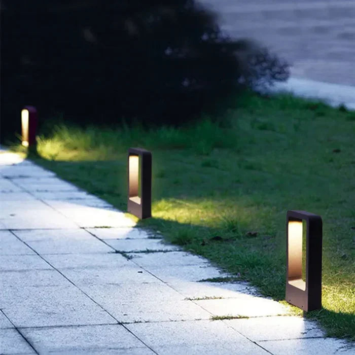 LumiTerra | LED-spotlight for hagen for atmosfærisk utendørsbelysning
