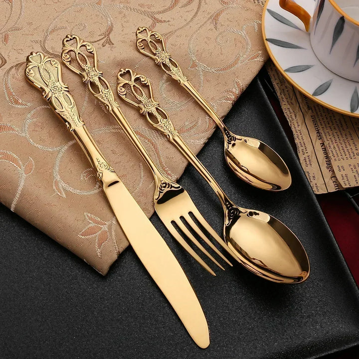 Luksuriøst 24-delers bestikksett – RoyalCutlery