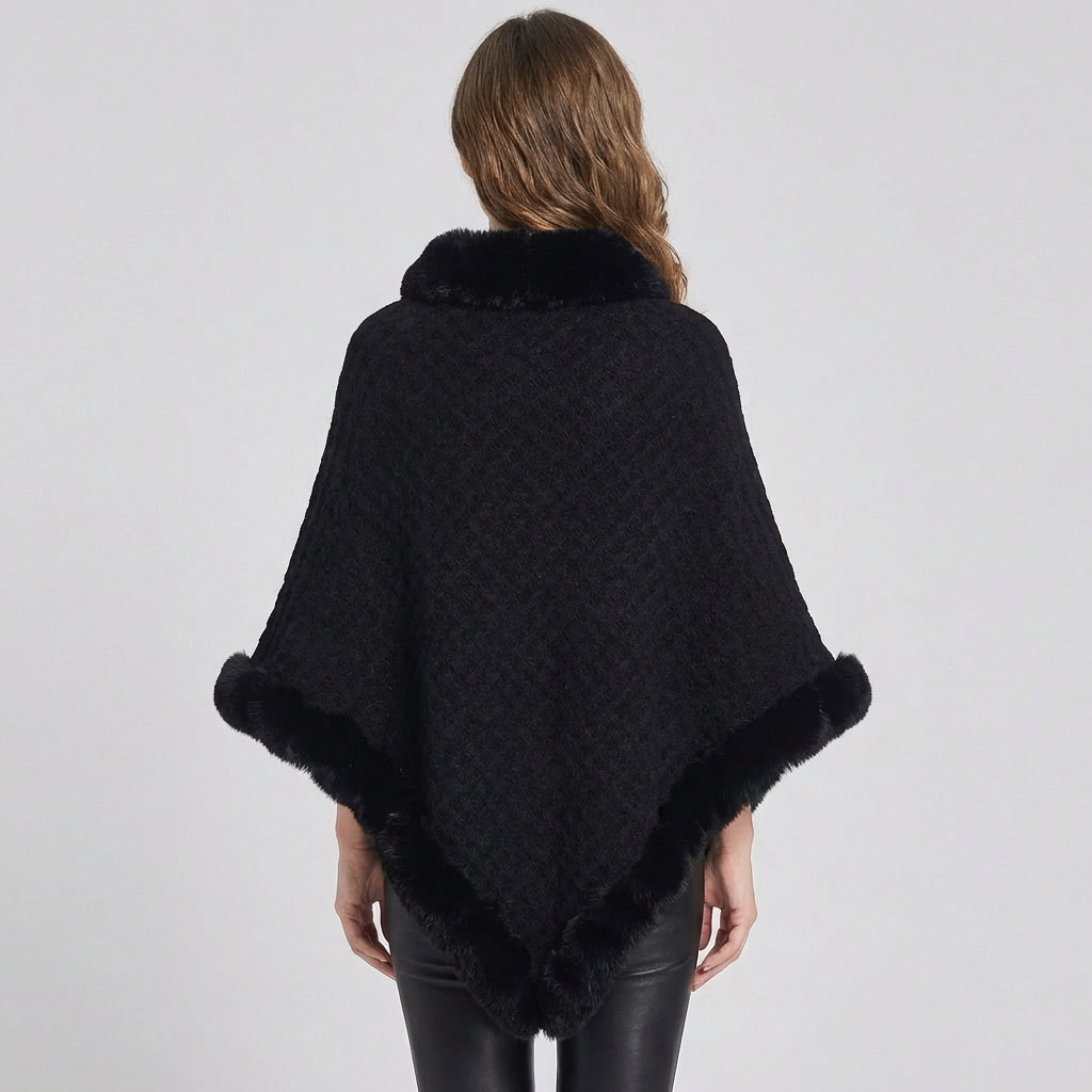 Kvinners Strikket Poncho med Faux Fur Kant og Oversized Passform