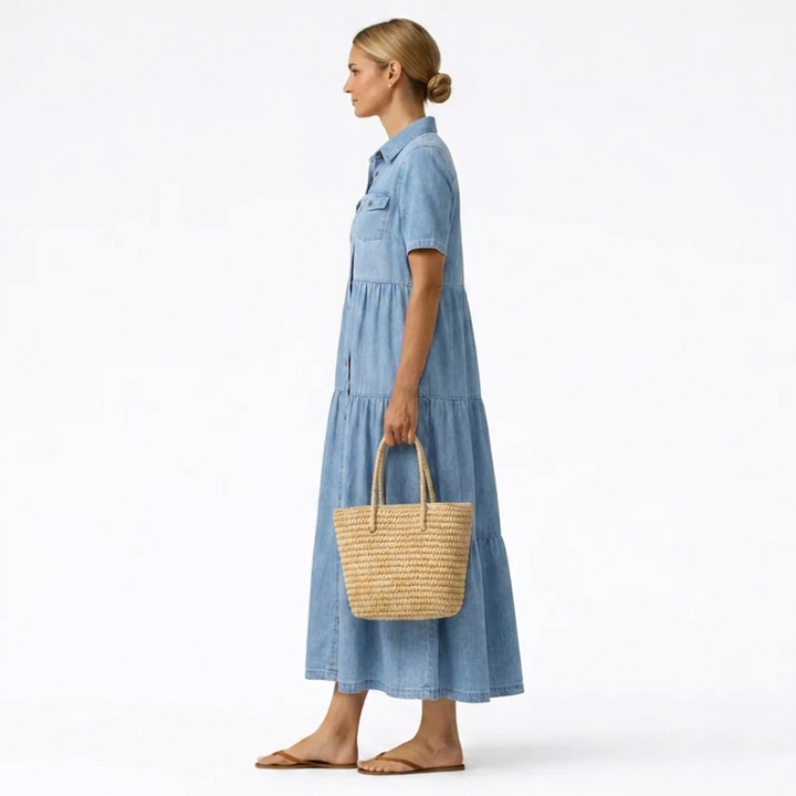Midikjole med denimtrykk – uformelt snitt med knappelist foran