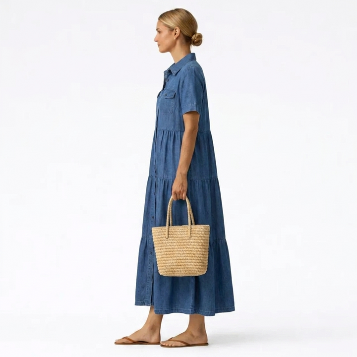 Midikjole med denimtrykk – uformelt snitt med knappelist foran