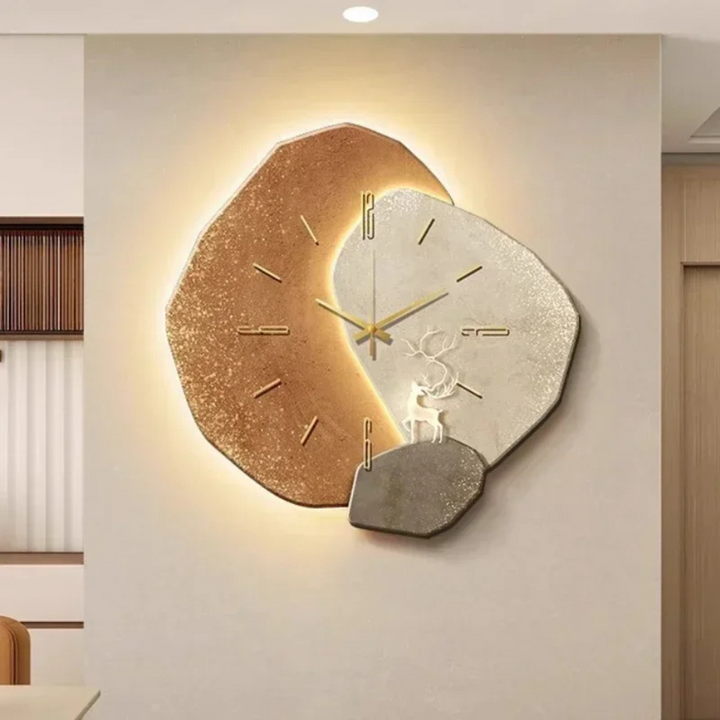 Veggur i tre med LED-lampe | Elegant og praktisk design