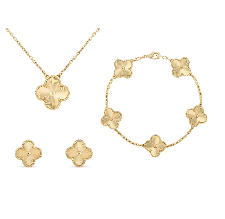 Clover tilbehørssett i elegant stil