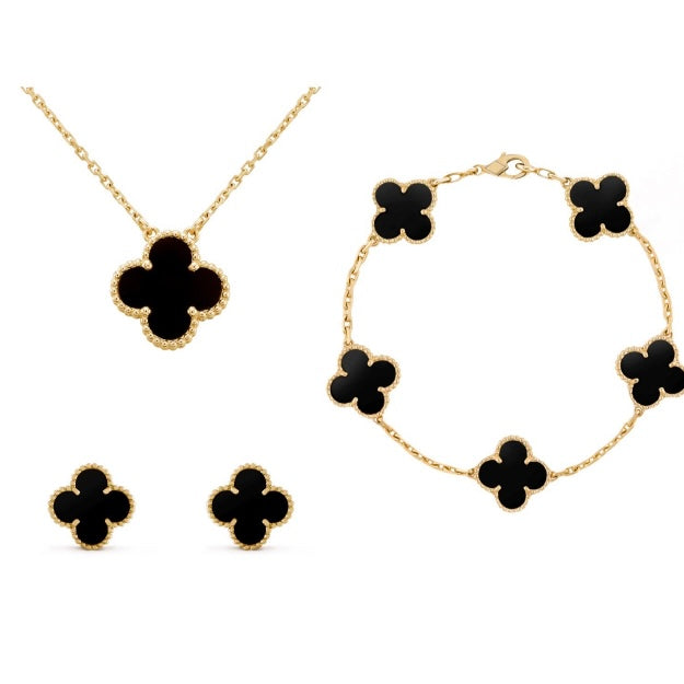 Clover tilbehørssett i elegant stil