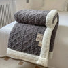 Diamant Strikket Sherpa Pledd