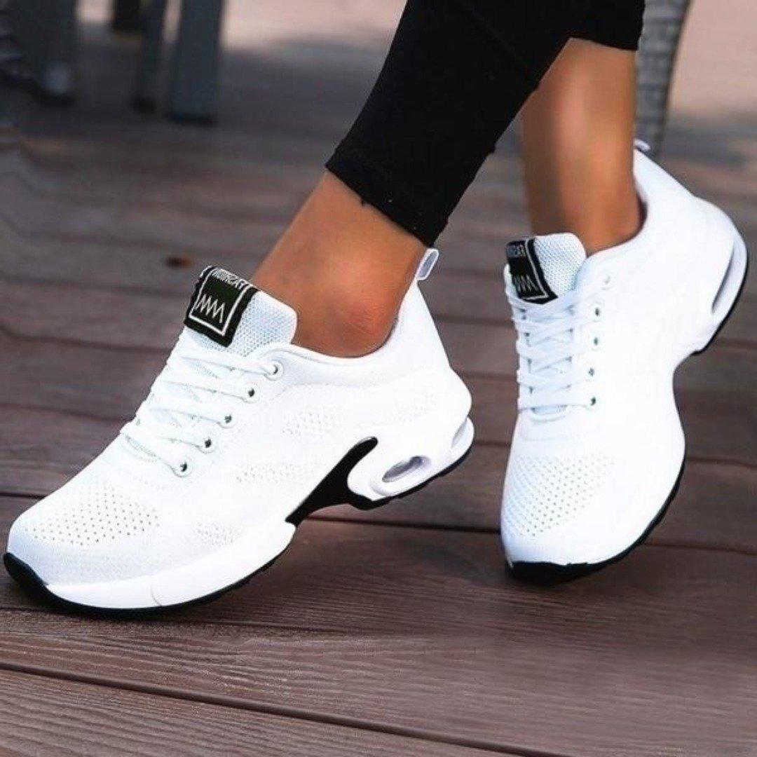 Ortopediske walking-sneakers til dame – komfort, stil, letthet