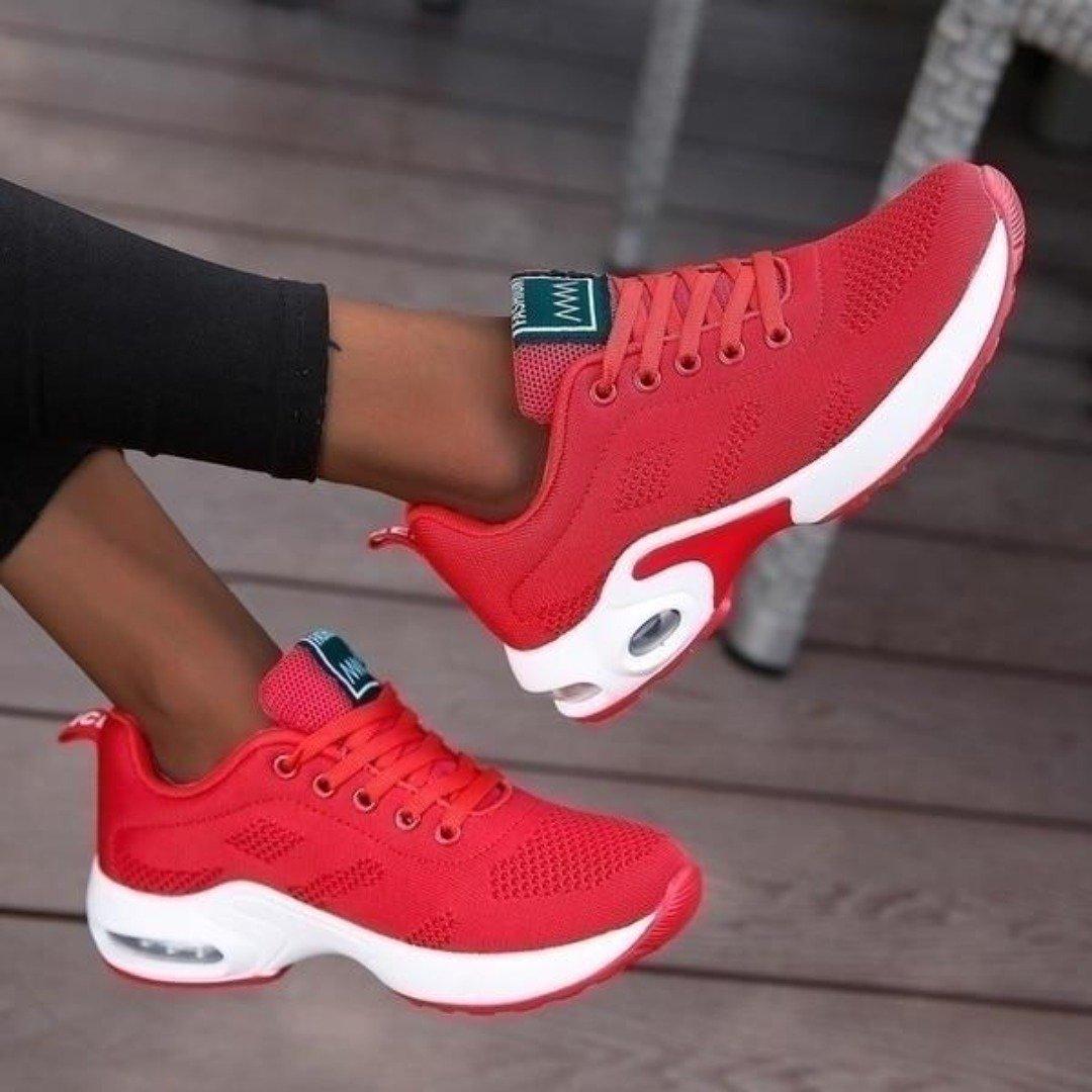Ortopediske walking-sneakers til dame – komfort, stil, letthet