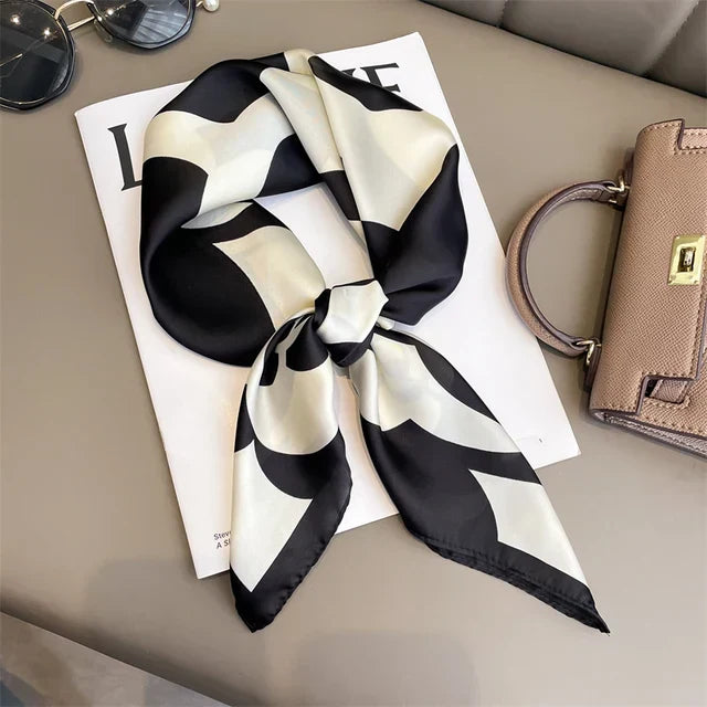 Faiha silkeskjerf | Luksus &amp; eleganse | Stripemønster