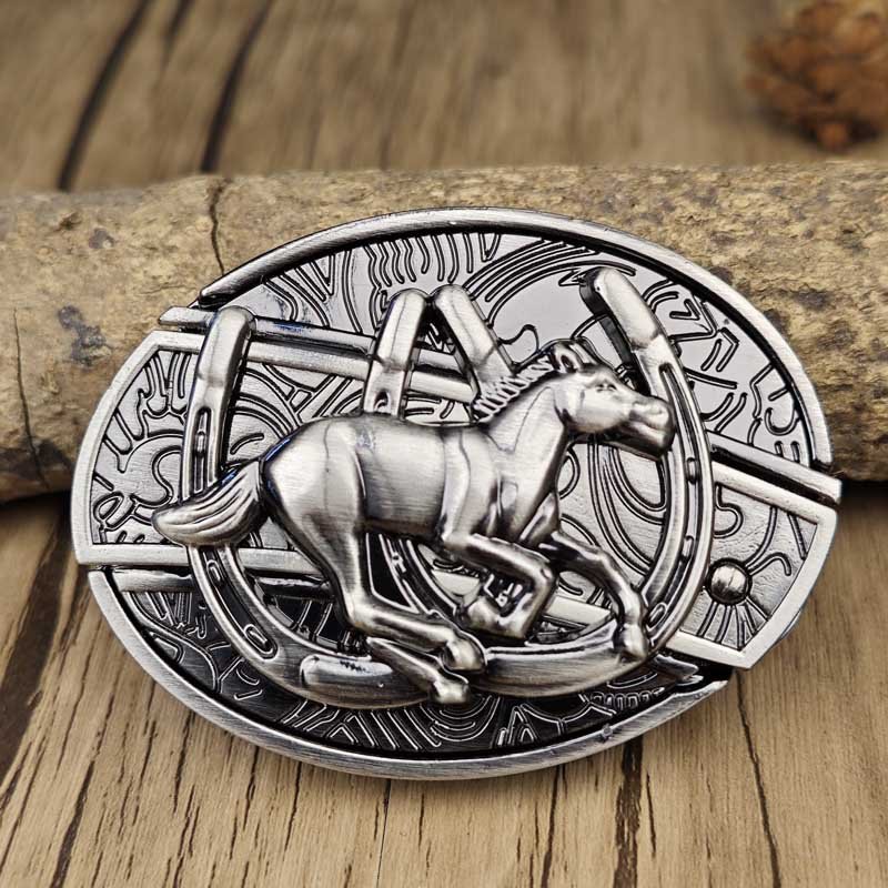 Oval metallbeltespenne i cowboystil