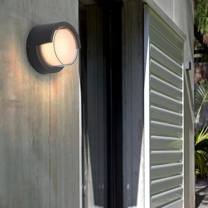 Utendørs vegglampe med bevegelsessensor – Moderne design