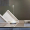 LED-bordlampe i nordisk design – Vanntett og dimbar
