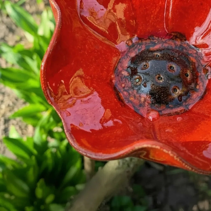 Fuglebad-stikk i metall med valmue – hage- og balkongdekorasjon, 60 cm
