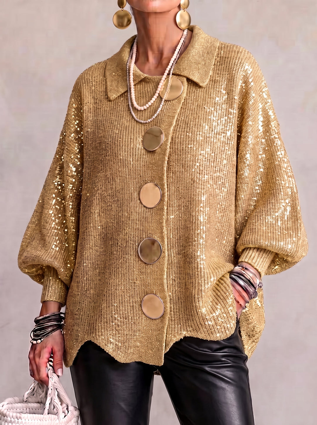 Oversize-cardigan med krage og store metallknapper