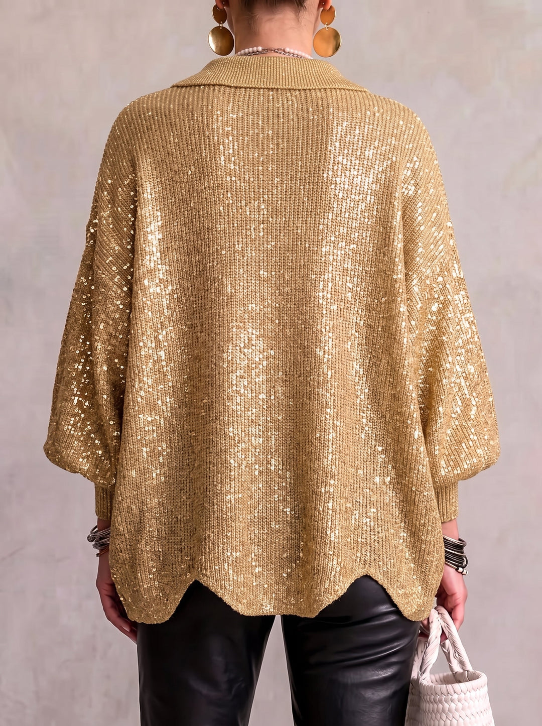 Oversize-cardigan med krage og store metallknapper
