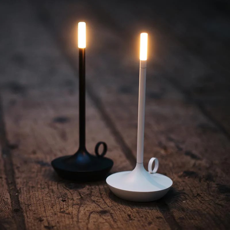 Dimbar LED-stearinlyslampe LumaGlow – Elegant og trådløs med lang batteritid