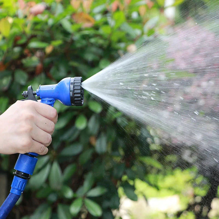 Utvidbar Hageslange med Sprøytedyse – FlexaFlow