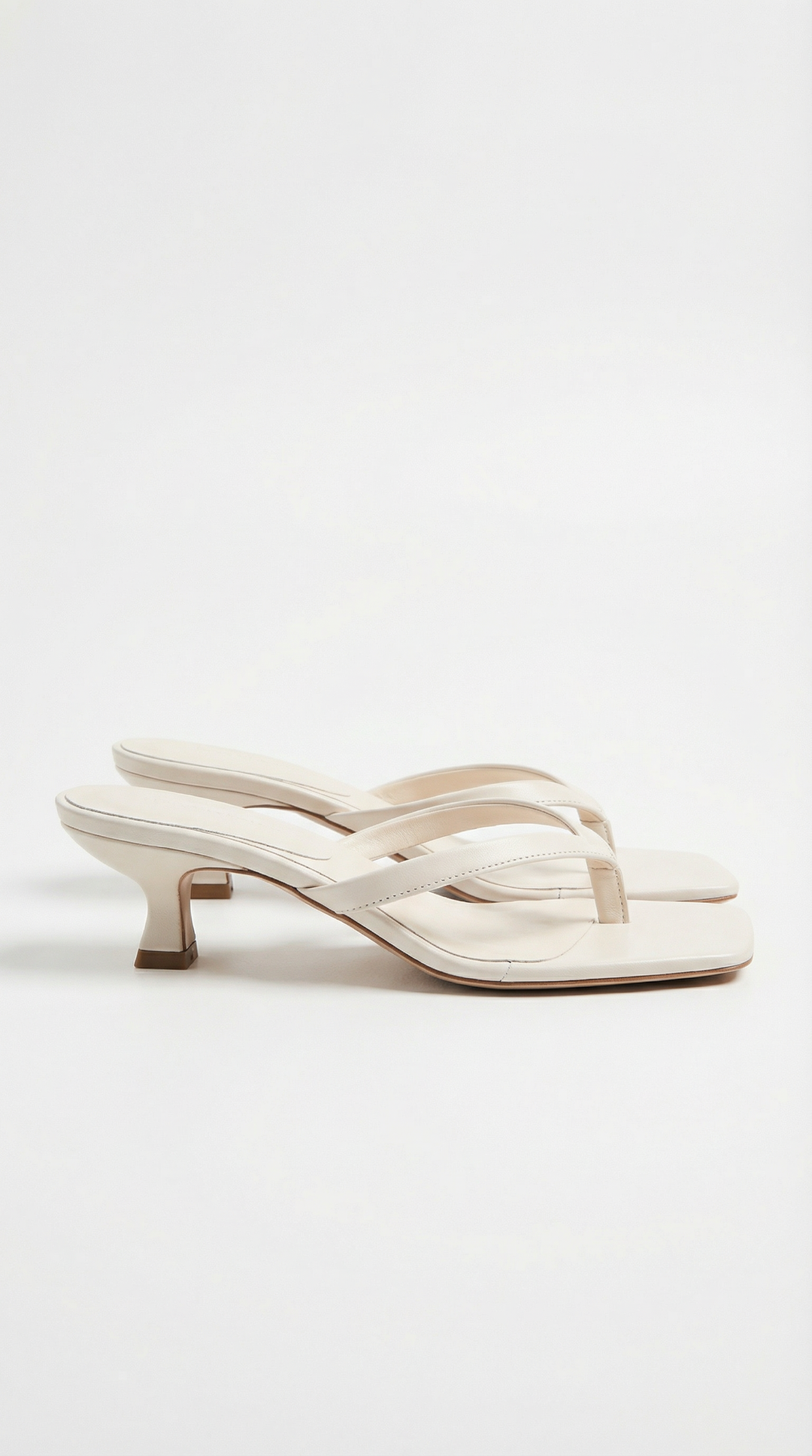 Flip-flops med hæl – avslappede sommersandaler for dame