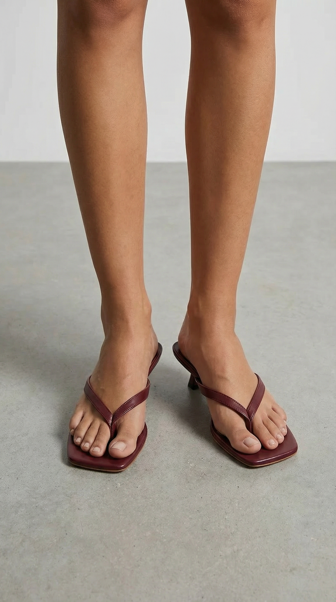 Flip-flops med hæl – avslappede sommersandaler for dame