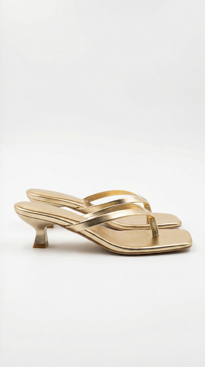 Flip-flops med hæl – avslappede sommersandaler for dame