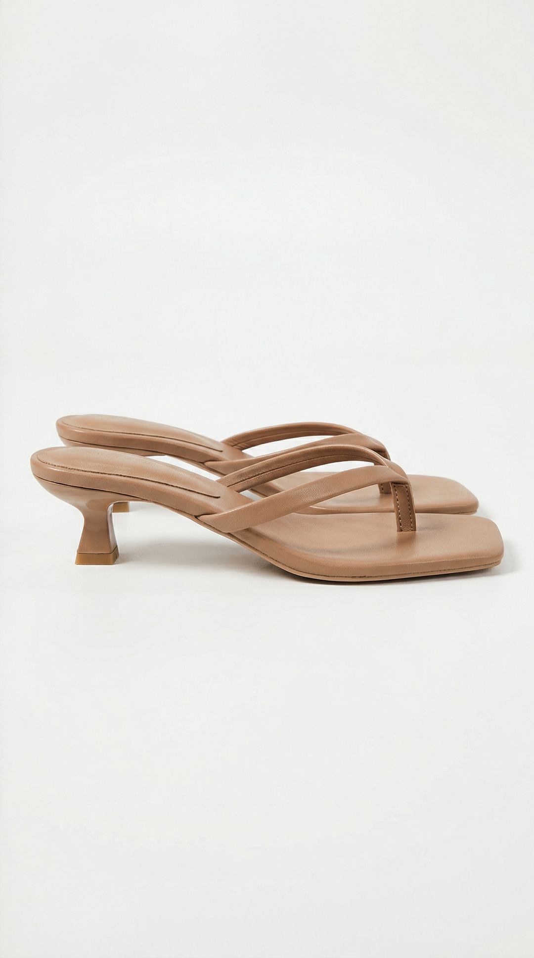 Flip-flops med hæl – avslappede sommersandaler for dame