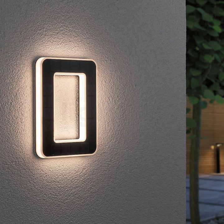 Aurinkokennolla toimiva talonnumero LED-valolla ja hämäräkytkimellä
