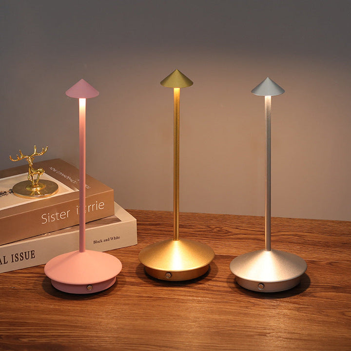 Bordlampe med Batteri | Trådløs Bordlampe | Dimbar Touch-lampe | Lunelle