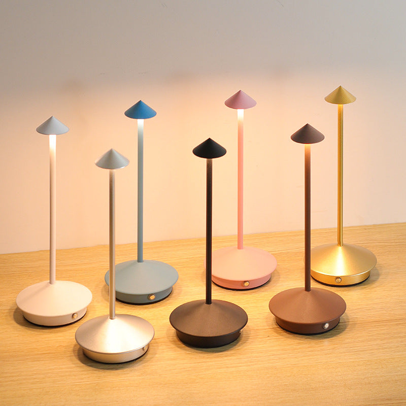 Bordlampe med Batteri | Trådløs Bordlampe | Dimbar Touch-lampe | Lunelle