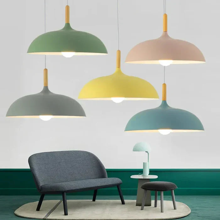 Skandinavisk Eiketaklampe | Moderne og Energieffektiv