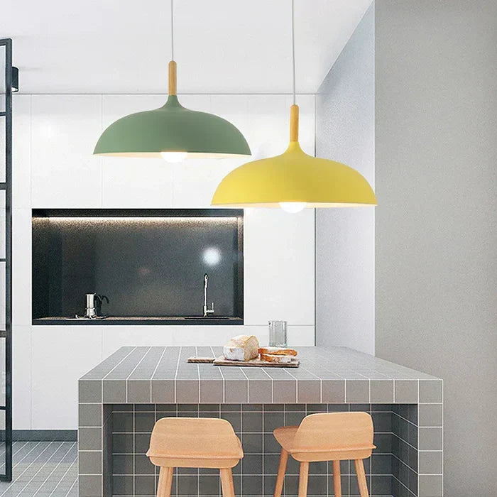 Skandinavisk Eiketaklampe | Moderne og Energieffektiv