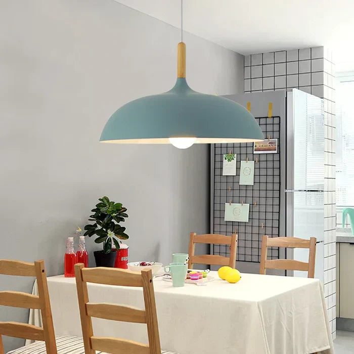 Skandinavisk Eiketaklampe | Moderne og Energieffektiv