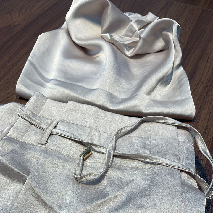 Luksuriøst To-Delt Sett