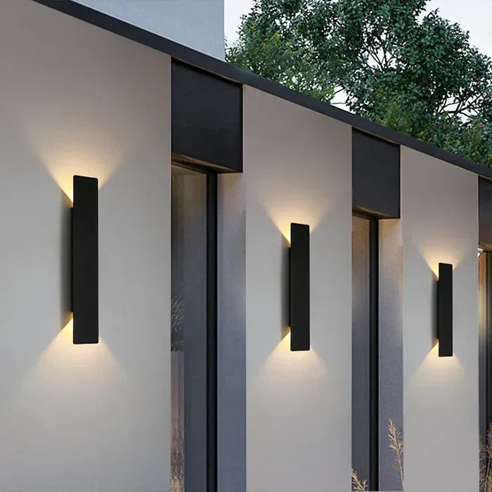 StormGlow Light - Værbestandig LED-Vegglampe