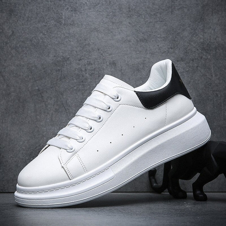 Hvite Sneakers for Menn | Tykk og Komfortabel Såle | Tidløst Design