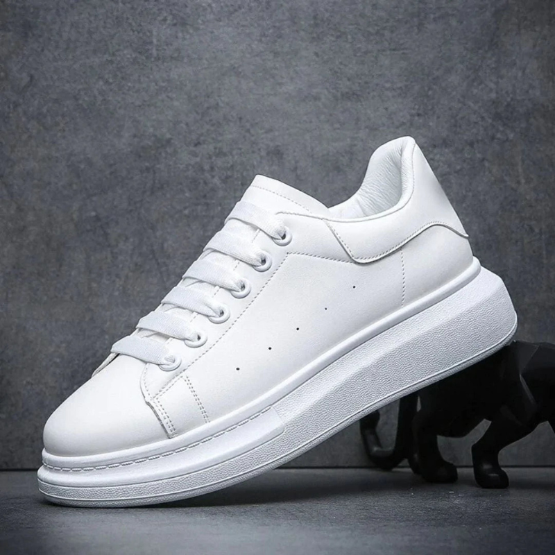 Hvite Sneakers for Menn | Tykk og Komfortabel Såle | Tidløst Design